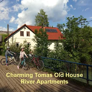  Appartement Tomas Old House - River
