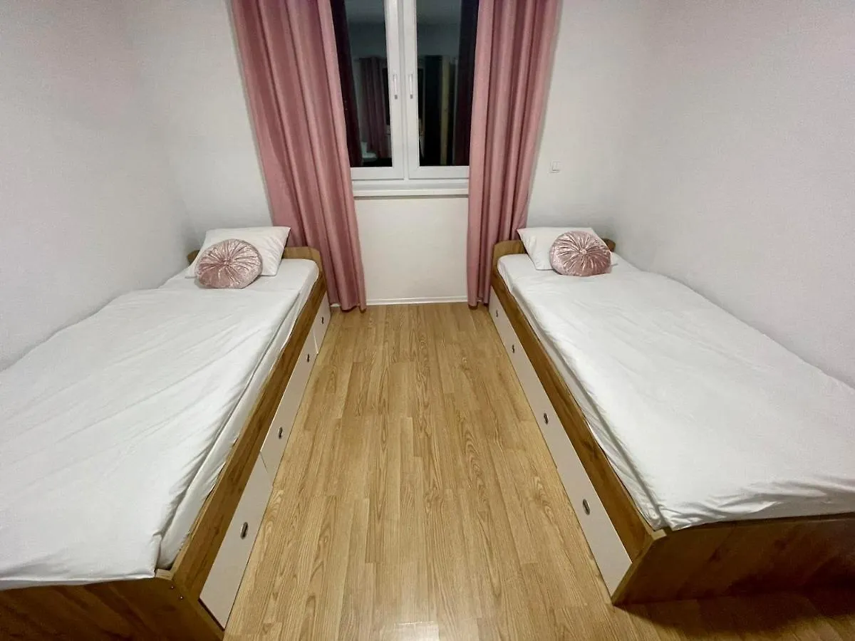 Muric Apartman 8 Ljubljana